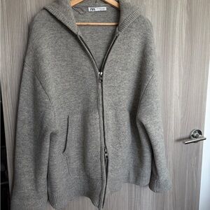 Zara wool Gray Knit hoodie with zipper